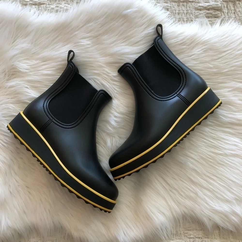Bernando Willa Platform Black Rain Boot 11